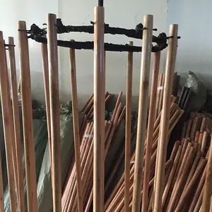 Balai de poussée verni personnalisé, Long manche en bois laqué, bâton de balai plafond