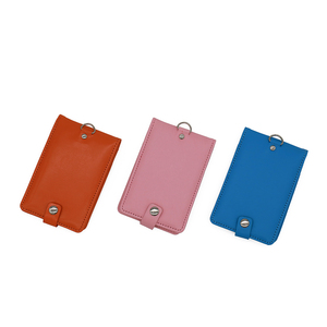 Titolare della carta di credito con Logo personalizzato stile classico-all'ingrosso pulsante titolare della carta di credito in pelle sintetica minimalista Business più popolare - Product Image 3