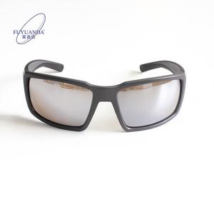 نظارات شمسية جديدة للأطفال من Fuyuanda ذهبية سوداء عالية لركوب الدراجات نظارات شمسية لتسلق الجبال والصيد من الشمس مستقطبة TR90 - Product Image 1