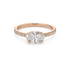 Elegante Anillo de Diamantes Cultivados en Laboratorio con Forma Ovalada Estilo Oriente-Oeste, Oro Rosa Sólido de 14K, Pavé, Estilo Halo Oculto, Anillo de Bodas - Product Image 1
