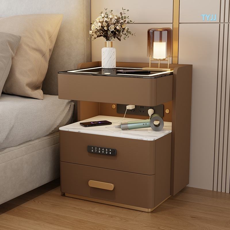 สีน้ำตาล