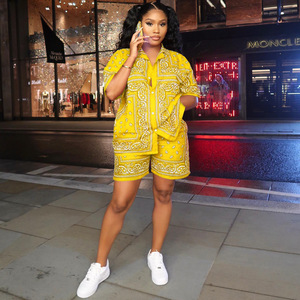 All'ingrosso donna taglie forti con stampa 3D camicia a manica corta e pantaloncini Set di abiti Casual con decorazione in <span class=keywords><strong>pizzo</strong></span> tessuto a <span class=keywords><strong>maglia</strong></span> - Product Image 3