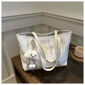 กระเป๋าสะพายไหล่ลายทางสีตัดกันสไตล์ลำลองสุดหรูสำหรับฤดูใบไม้ร่วงและฤดูหนาว รุ่น Z1009 - Product Image 3