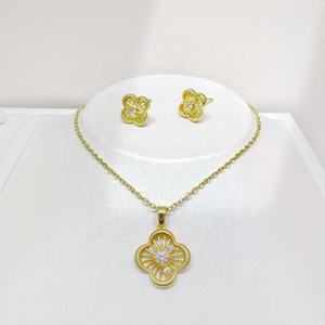 factory price plata 925 silver 18k <b>gold</b> plated 2 piece <b>set</b> earring and necklace fancy zirconia clover luxury bridal <b>jewelry</b> <b>sets</b> - Product Image 1