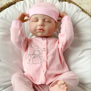 नई यथार्थवादी राजकुमारी पुनर्निर्मित गुड़िया 20 इंच सिलिकॉन पूर्ण शरीर नरम सिलिकॉन बेबी गुड़िया कपड़े खिलौने के लिए लड़के महिला