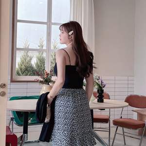 Suzhou – haut camisole sans couture à fines bretelles pour femmes, couleur unie, vêtements intérieurs à haute élasticité, N8628 - Product Image 4