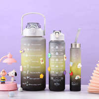 500ml/900ml/2L Offre Spéciale Sports Bouteille d'eau en plastique givré 3 en 1 set Motivational Gym Drink Bouteille d'eau avec paille