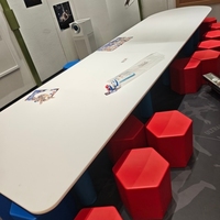 Table et chaises rectangulaires blanches pour enfants, design populaire ZDH, pour les bibliothèques scolaires et les fêtes