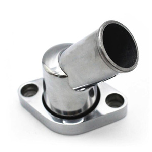 Raccord de tuyau d'eau en aluminium à 135 degrés pour système de refroidissement du moteur Chevrolet 327 350 454 396 - Product Image 4