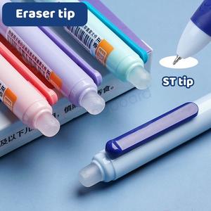 Verschiedene Farben 4er-Set 0,5mm lösch bare neutrale Stifte Einziehbarer Easy Grip Schwarz/Blau-Gel stift für Schüler Schul briefpapier - Product Image 4