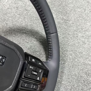 Nouveau volant en cuir PVC Prado 2025 LC250 pour Prado 120 150 LC70 LC200 Land Cruiser 300 et Land Cruiser 200 - Product Image 4