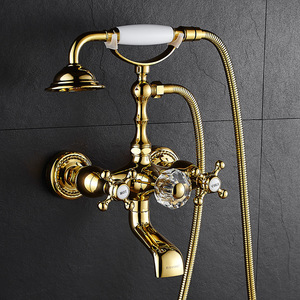 Grifo de Pared Dorado de Lujo para Bañera con Rociador de Mano HD-408 - Product Image 5
