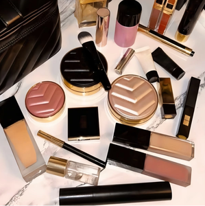Ensemble de Maquillage Cosmétique Professionnel de Gros de Haute Qualité, de Marque Renommée, Comprenant Rouge à Lèvres Mat, Gloss, Baume, Huile et Crayon à Lèvres pour - Product Image 3