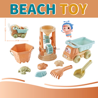 Ensemble de 9 chariots de plage d'été pour l'extérieur, avec voiture de dessin animé et accessoires en plastique moulé, idéal pour le jeu de sable des enfants de 2 à 13 ans
