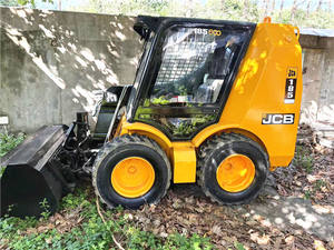 Chargeuse compacte antidérapante d'occasion JCB 185 à vendre - Product Image 3