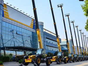 2025 diskon besar-besaran Telefon kompak kecil 4.5 Ton Forklift Xc6-4517 - Product Image 6