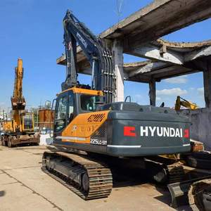 Excavadora de cadenas Hyundai 225LC-9T original coreana de segunda mano, en excelentes condiciones de funcionamiento. Inventario de Excavadoras - Product Image 5