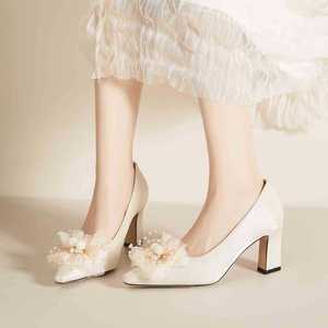 Pumps Youxianmei à bout pointu en satin avec talon bloc, chaussures de mariée avec décoration florale, talon haut, légères - Product Image 2