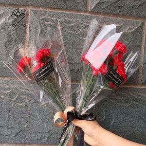 โรงงานขายส่งวัสดุห่อดอกไม้แบบไล่สี ถุงพลาสติกใส OPP  ขั้นต่ำ 50 ถุง - Product Image 1