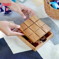 XO Triple Board Game-Puzzle éducatif en bois pour deux joueurs à jouer l'un contre l'autre Idéal pour les parents et les enfants