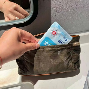 Bolsa Organizadora Grande Reutilizable Ecológica de PU Tyvek para Mujer, Bolsa de Cosméticos Portátil Personalizada con Cierre, Bolsa de Maquillaje Geométrica Colgante para Viaje - Product Image 3