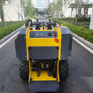 छोटे डीजल व्हील लोडर | ब्रिग्स और स्ट्रैटन इंजन के साथ मिनी स्किड ड्राइव, कॉम्पैक्ट लोडर 0.07 मीटर बकेट क्षमता - Product Image 4