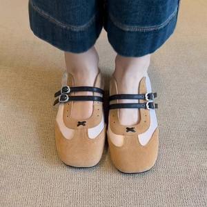 Chaussures décontractées sportives plates pour femmes, style Mary Jane, en daim découpé, à double boucle, color block rétro, collection 2026 - Product Image 5