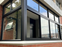 Ventana Abatible de Aluminio con Doble Vidrio, Diseño Moderno Personalizado, para Balcón, Uso Exterior, Eficiencia Energética, Garantía de 4 Años, en Oferta