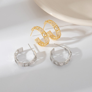 C-Shaped Geometric Hoop <b>Earrings</b> Gold Women's Fashion Minimalist Alloy <b>Ear</b> <b>Cuffs</b> EDB-097 - Product Image 3