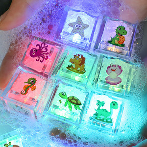 Nouveaux glaçons lumineux personnalisés avec logo, imprimés d'animaux marins, LED clignotants, pour décorations de baby shower, bar, <span class=keywords><strong>club</strong></span>, fête - Product Image 1