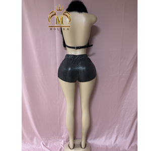 Completo da donna in <span class=keywords><strong>pelle</strong></span> PU 2026: Top corto e pantaloncini in <span class=keywords><strong>pelle</strong></span> PU, set due pezzi Y2K per il tempo libero, abbigliamento femminile - Product Image 3