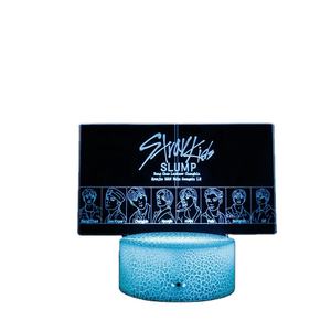 ไฟกลางคืน 3 มิติ วง Stray Kids นักร้องชายชาวเกาหลี JYP พร้อมรีโมทควบคุมสีสันสดใส - Product Image 1