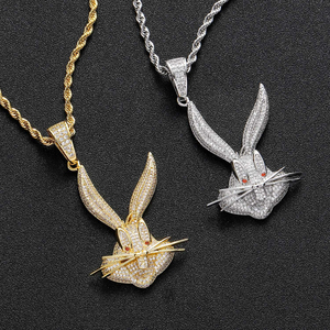Pendentif Bugs Bunny plaqué or 18 carats anti-ternissement - Collier hip-hop animal de dessin animé serti de zircone cubique, vente en gros de bijoux - Product Image 5