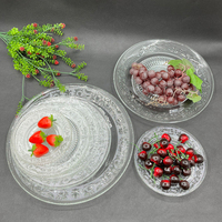 Chique oplaadbare borden met aangepast logo, glazen serveerschaal, bruiloftservies, Phoenix-staartpatroon, restaurantborden