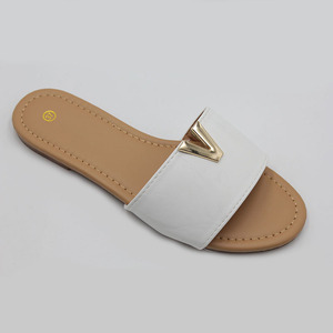 Nuevas <span class=keywords><strong>Sandalias</strong></span> <span class=keywords><strong>de</strong></span> Diseñador <span class=keywords><strong>de</strong></span> Lujo, Marca Famosa, Personalizadas para Chicas, Pantuflas para Mujer, <span class=keywords><strong>Sandalias</strong></span> <span class=keywords><strong>de</strong></span> Playa para Damas, Venta al Por Mayor - Product Image 3