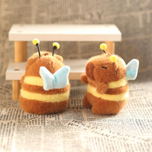 Adorable Peluche de Capibara Abeja con Alas Móviles, Suave y Ecológico, 15 cm, Llavero, Adorno Colgante para Bolsos, Regalos - Product Image 4
