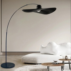 Lampadaire LED Minimaliste Nordique Moderne avec Interrupteur, Idéal pour Salon, Côté Canapé, Style Haut de Gamme pour Showroom - Product Image 3