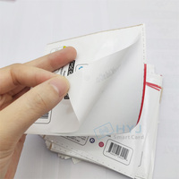 Autocollants d'emballage personnalisés en PVC ou en papier avec impression couleur et forme sur mesure