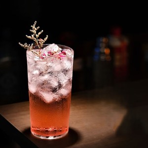 Vaso de Cóctel Transparente Ultrafino de Diseño Moderno Japonés Kimura para Whisky, Ginebra, Tónica, Jugo y Vino - Product Image 4