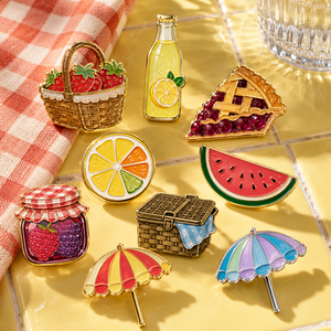 Mignons badges émaillés vintage pour pique-nique d'été, accessoires colorés sur le thème des aliments, des boissons et des fêtes en plein air - Product Image 2