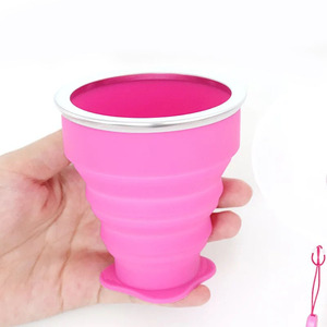 Offre Spéciale : Tasse Pliable en Silicone avec Entonnoir Intégré – Facile à Transporter - Product Image 5