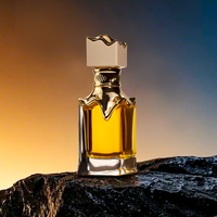 Flacon de parfum carré le plus vendu au Moyen-Orient, 100 ml, luxe léger, vaporisateur à pompe en verre pressé avec diffuseur à roseaux