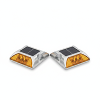 Ventes en gros de marqueurs routiers solaires LED en aluminium, étanches IP68, pour la sécurité routière, OEM personnalisé