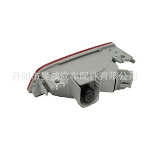 ไฟตัดหมอกหลังนิสสัน เอ็กซ์เทรลสีแดงและสีขาวแบบแถบหลอดฮาโลเจน - Product Image 4
