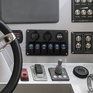 Panel de Interruptores Impermeable de 6 Vías para Yate, Pantalla de Voltaje de 12V, USB Multifunción, Sistema Eléctrico para RV - Product Image 1