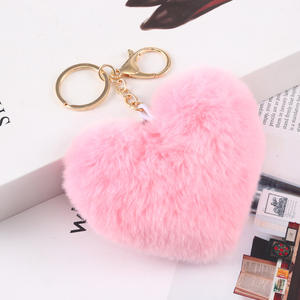 Porte-clés <span class=keywords><strong>pompon</strong></span> en forme de cœur pour femme, accessoire mignon et pelucheux, boule en peluche, nouvelle collection 2020 - Product Image 3