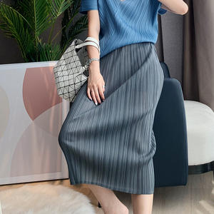 2023 été Couston Offre Spéciale plissé Miyake taille haute plissé <span class=keywords><strong>mi</strong></span>-<span class=keywords><strong>longue</strong></span> fente femmes <span class=keywords><strong>jupe</strong></span> droite <span class=keywords><strong>Tube</strong></span> <span class=keywords><strong>jupe</strong></span> - Product Image 2