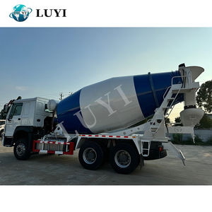 Meilleur prix Howo 10-18 mètres cubes chantier <span class=keywords><strong>de</strong></span> construction semi-<span class=keywords><strong>remorque</strong></span> camion-citerne <span class=keywords><strong>de</strong></span> mélange <span class=keywords><strong>de</strong></span> béton en acier à vendre - Product Image 3