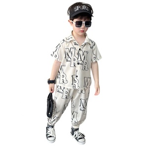 <span class=keywords><strong>Ropa</strong></span> <span class=keywords><strong>para</strong></span> niños Conjuntos <span class=keywords><strong>de</strong></span> camisetas Pantalones largos estampados Deportes casuales <span class=keywords><strong>Adolescentes</strong></span> Niños pequeños Niños Conjuntos <span class=keywords><strong>de</strong></span> <span class=keywords><strong>ropa</strong></span> <span class=keywords><strong>de</strong></span> gran tamaño <span class=keywords><strong>para</strong></span> niñas - Product Image 1