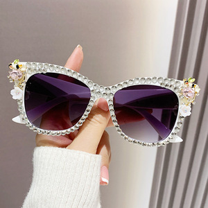 Nouvelles lunettes de soleil pour femmes avec verres en cristal diamant effet œil de chat UV400, lunettes de soleil scintillantes avec strass - Product Image 2
